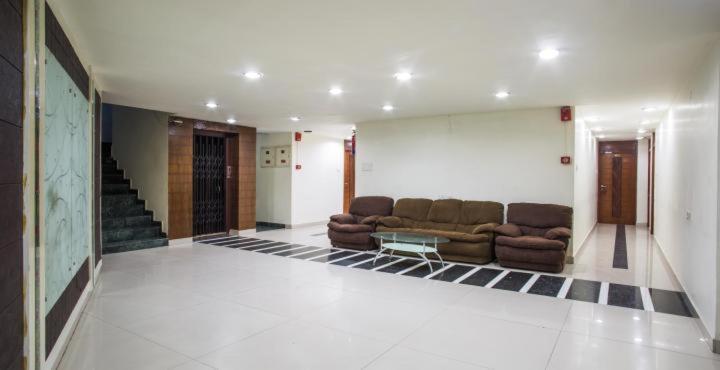 Hotel Mandakini Plaza Kanpur Buitenkant foto